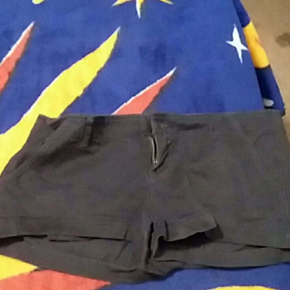 Hollister size 5 shorts